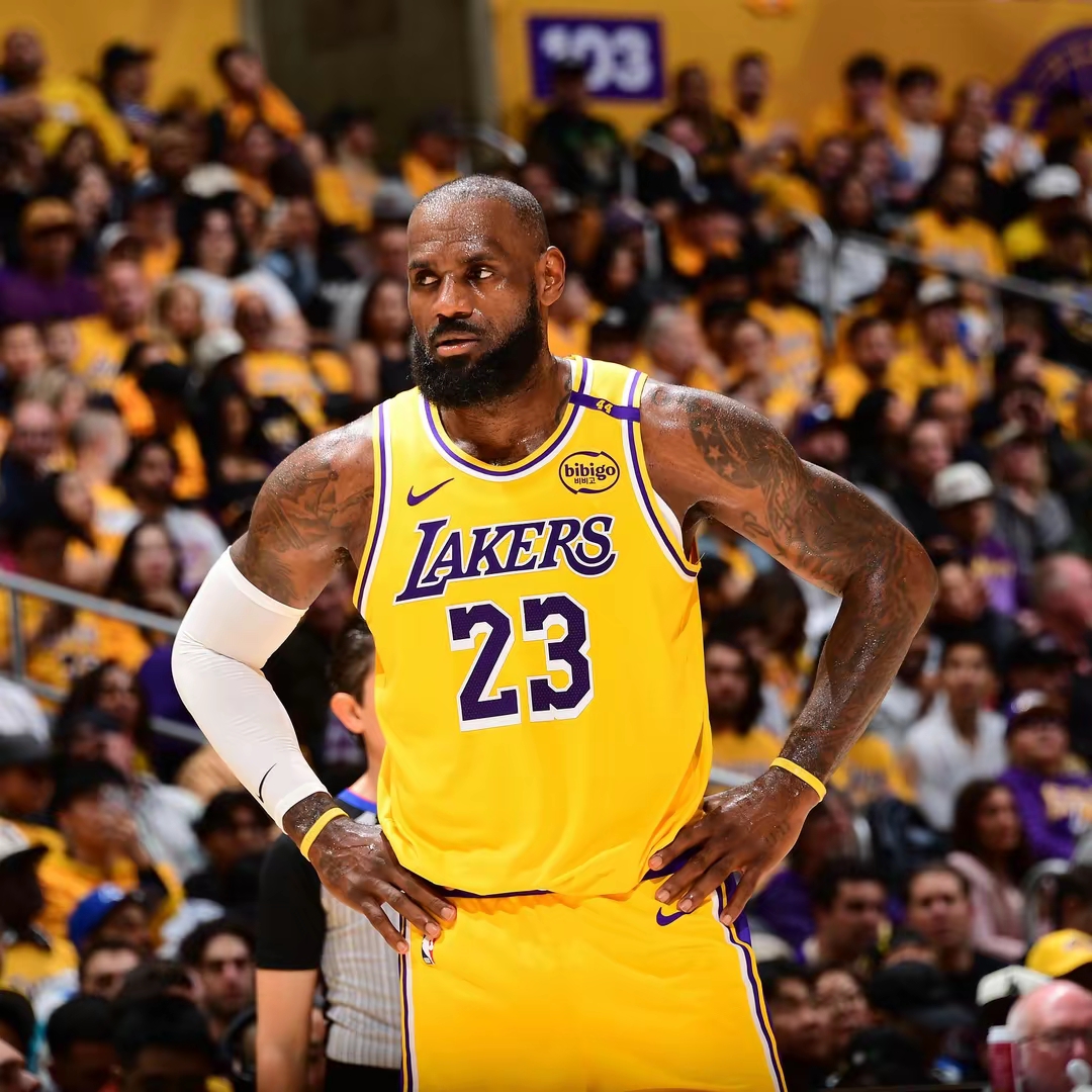 s15全球总决赛-包含赛后体能课后;广州队单刀错失备战欧篮联;球迷炸锅;球队文化再被提及的词条