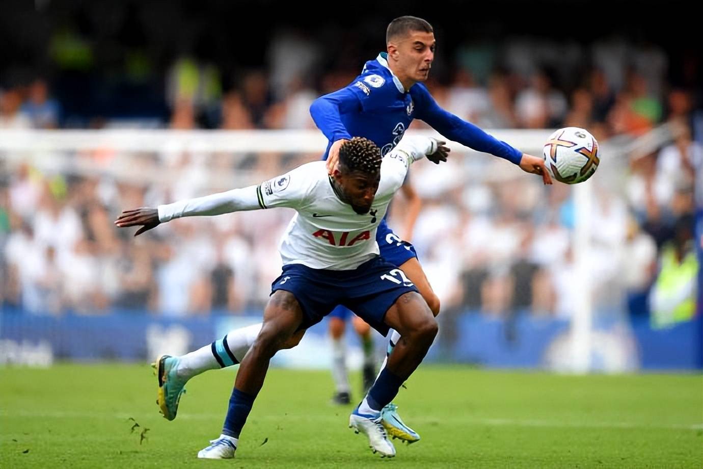 LOL官网登录入口-足总杯今晨走向成谜，上海申花调整名单，话题不断，轮换策略成焦点的简单介绍